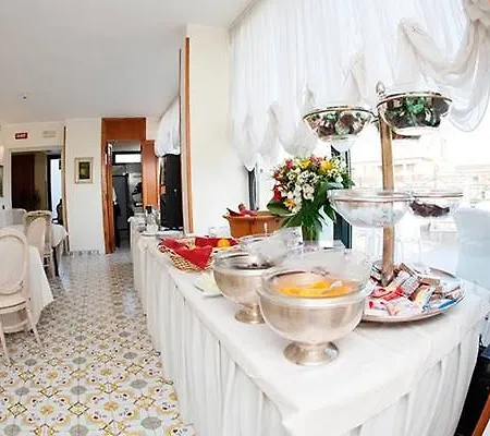 Szálloda Colonna 4*