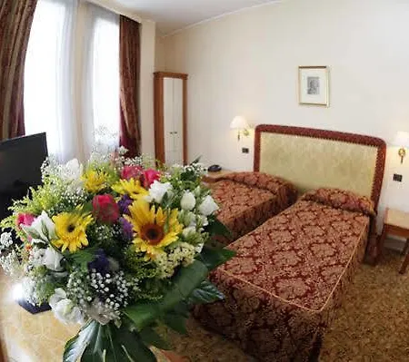 Colonna Hotel 4*
