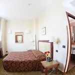 Otel Colonna
