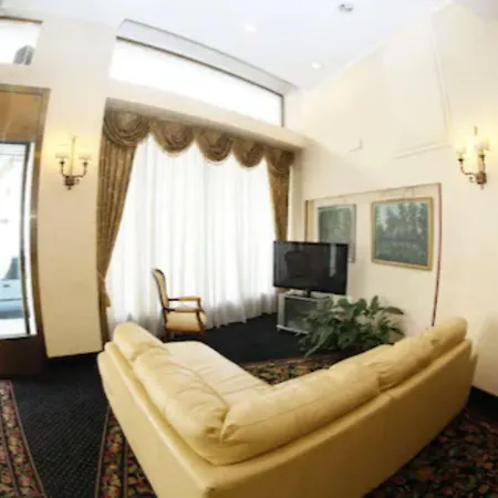 Colonna Otel 4*
